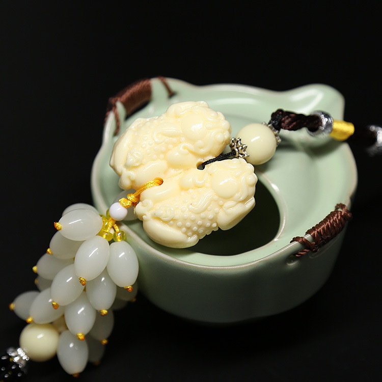 Dây Treo Móc Khóa Trang Trí Xe Ô Tô Mang Lại Bình An May Mắn Hình Phật, Liên Hoa, Hồ Lô... 3